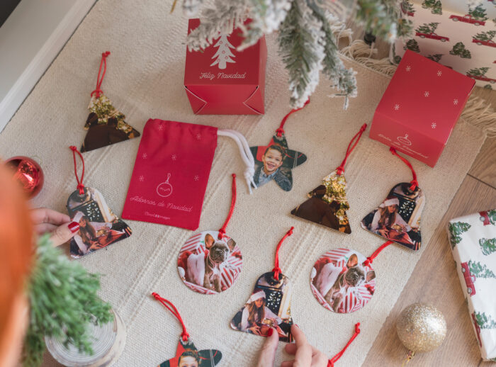 Adornos personalizados para el árbol de Navidad