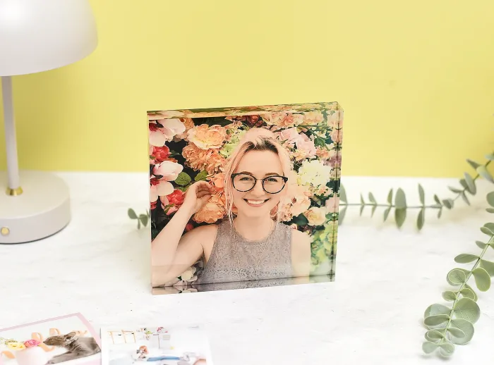 Bloque de metacrilato 15x15 cm. Bloque de metacrilato 15x15 cm.