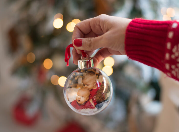 bola-arbol-navidad-personalizada-1 Bola de navidad transparente personalizada con una foto