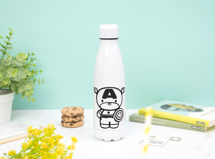 Botella térmica personalizada para papá con la frase “Papá, mi héroe favorito” y su nombre.