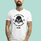 Camiseta blanca personalizada con el texto 'Mejor padre de la galaxia' y con el nombre que desees.