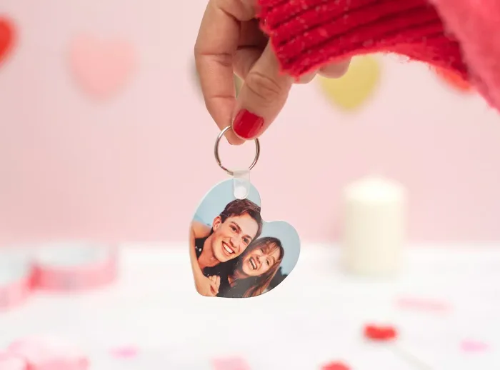Llavero de plástico de corazón