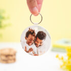 Llavero personalizado redondo de plástico con la inscripción "Papá, como tú, no hay ninguno" en un lado y una foto en el otro.