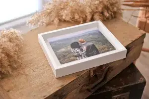 Marco flotante 15×20 cm. blanco