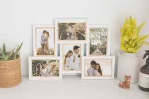 Marco múltiple modelo Nordic para 6 fotos. En color blanco y madera natural