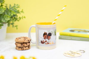 Taza papa como tu no hay ninguno 1 Taza personalizada con texto "Eres el mejor papá, como tú no hay ninguno" y espacio para incluir una foto.