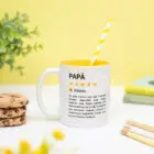 Taza personalizada amarilla con emotiva reseña para papá, nombre y foto.